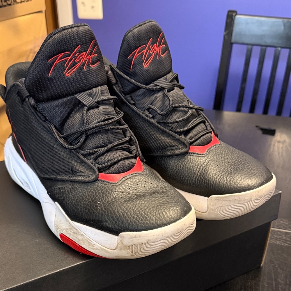 Jordan Max Aura 4 Men’s Black & Red Flight Sneakers